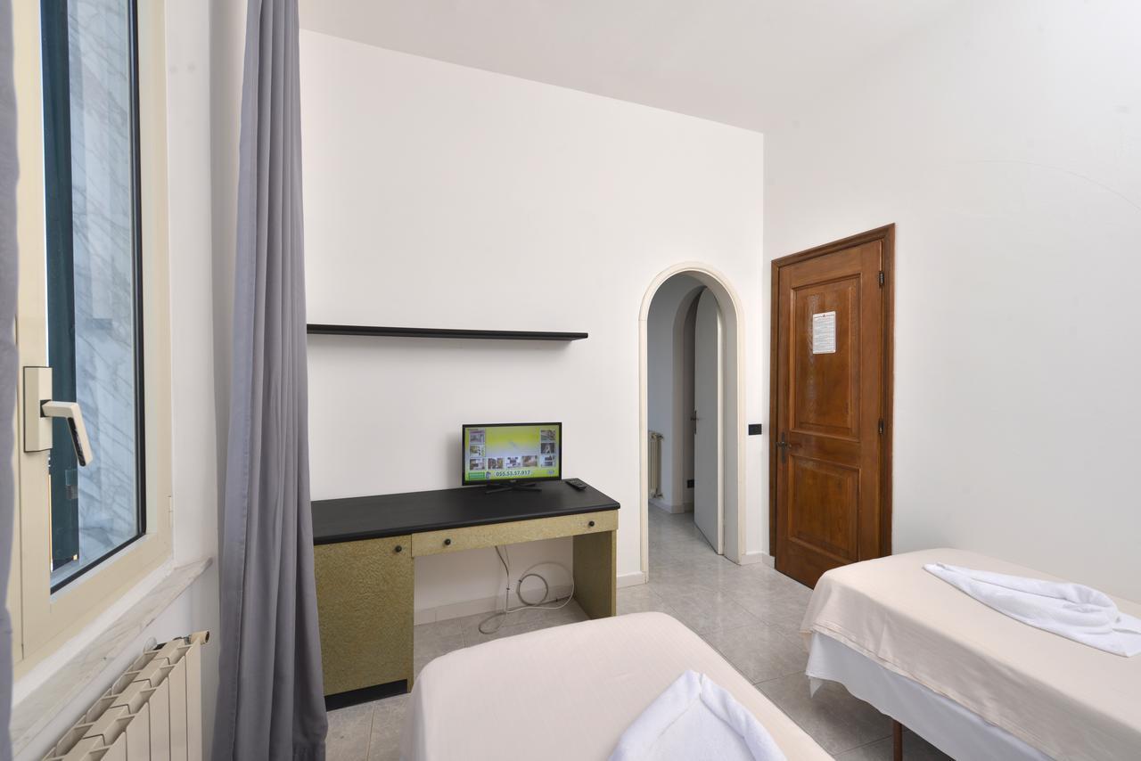 Hotel Garden Bocca Di Magra Bagian luar foto
